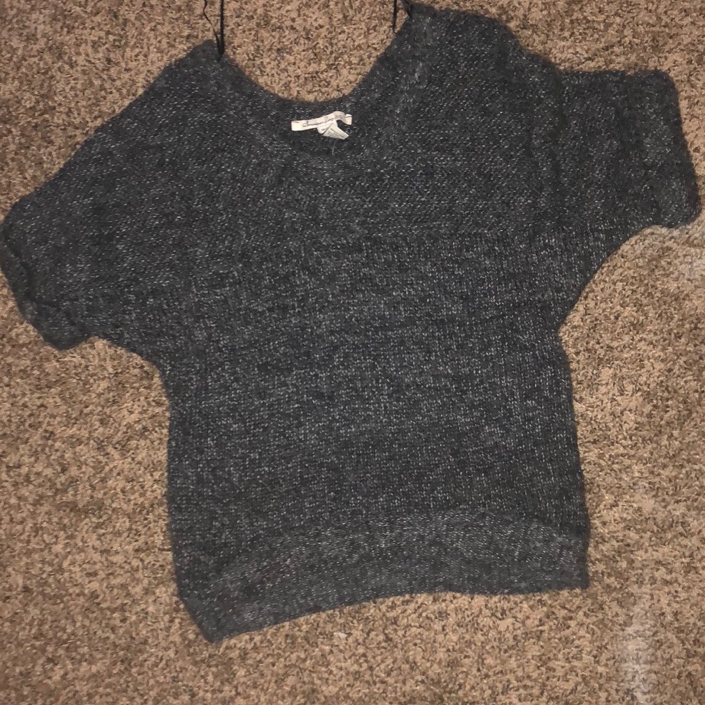 🖤4 for 25 American Rag crop sweater